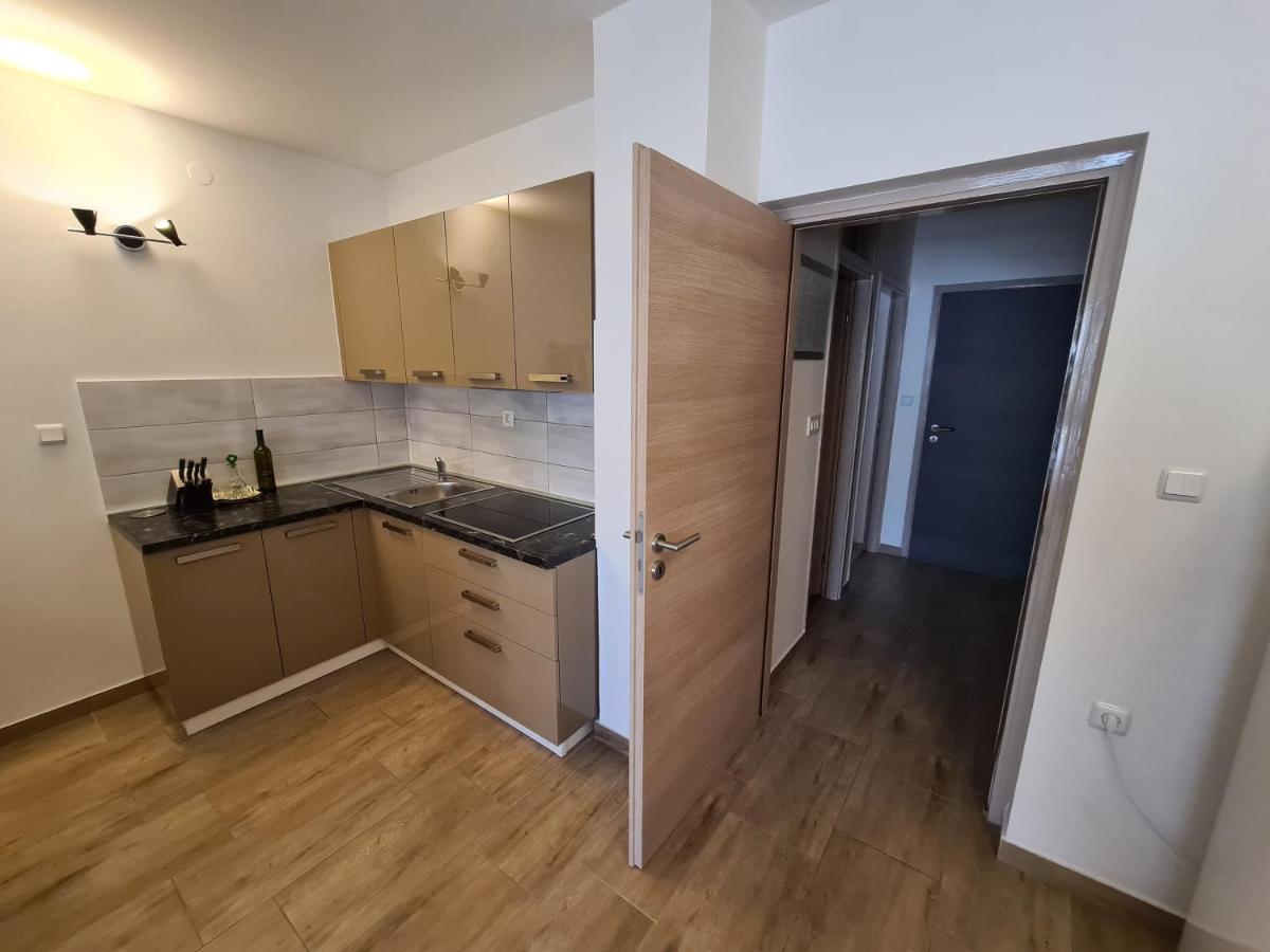 Apartments Dupin บัชกา ภายนอก รูปภาพ